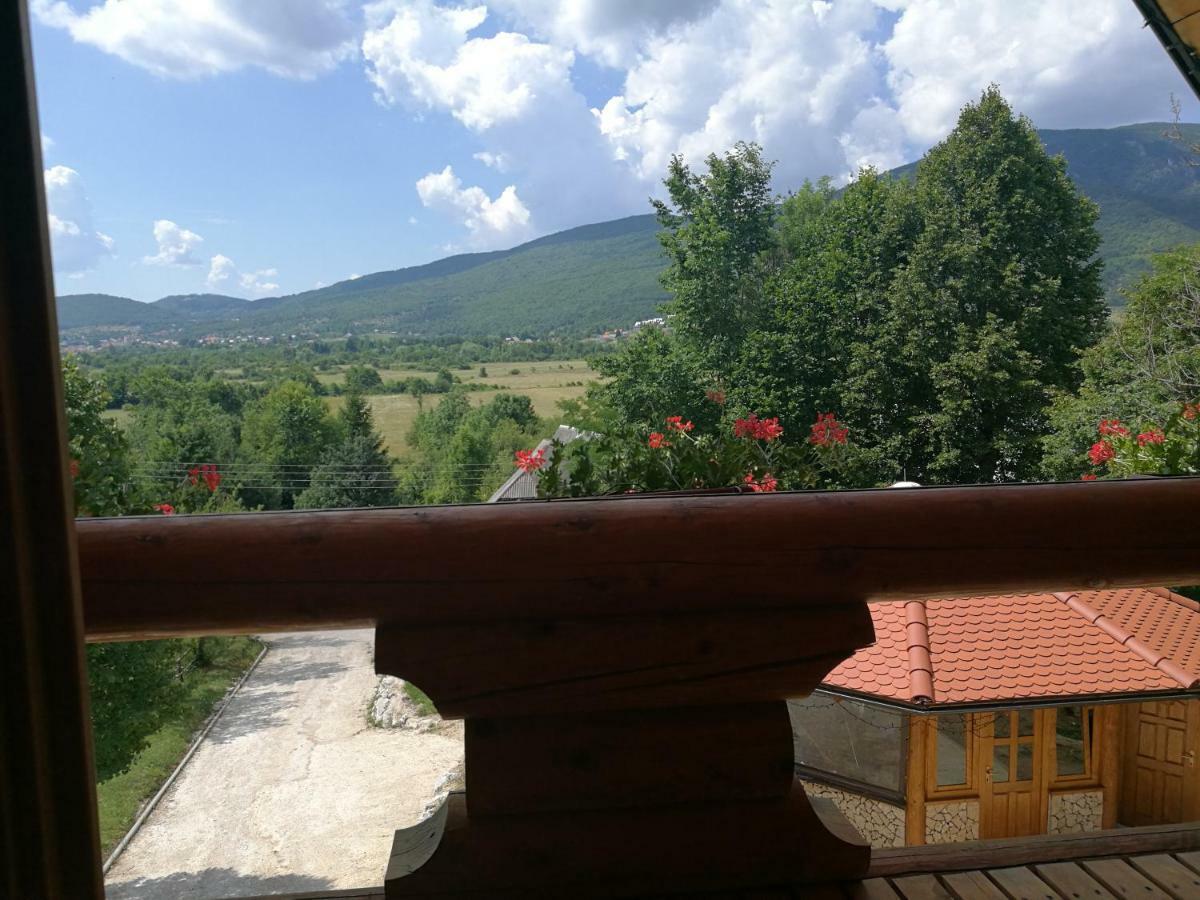 Bear Lodge Korenica Εξωτερικό φωτογραφία